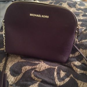 Like New Michaels Kors Crossbody Messenger Bag